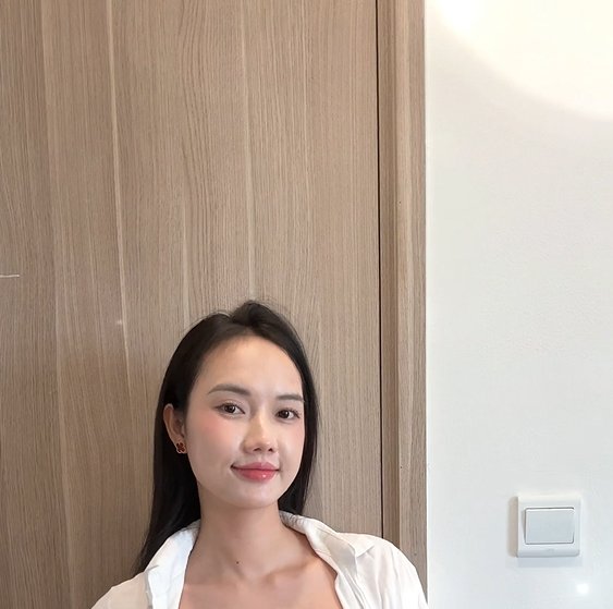 Mặc V-Push 5601